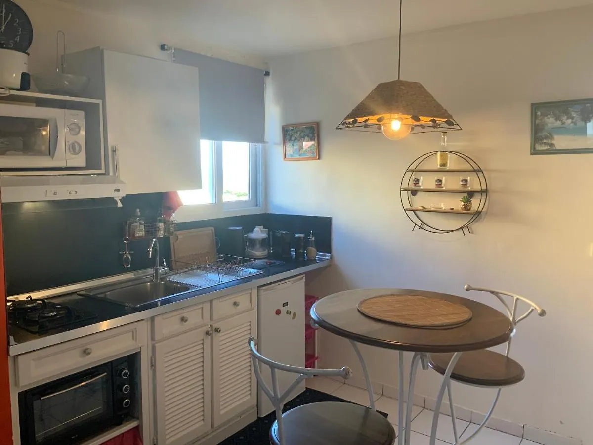 Residence Les 2 Montout Le Gosier  Guadeloupe